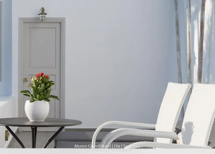 Museo Grand 2* Oia